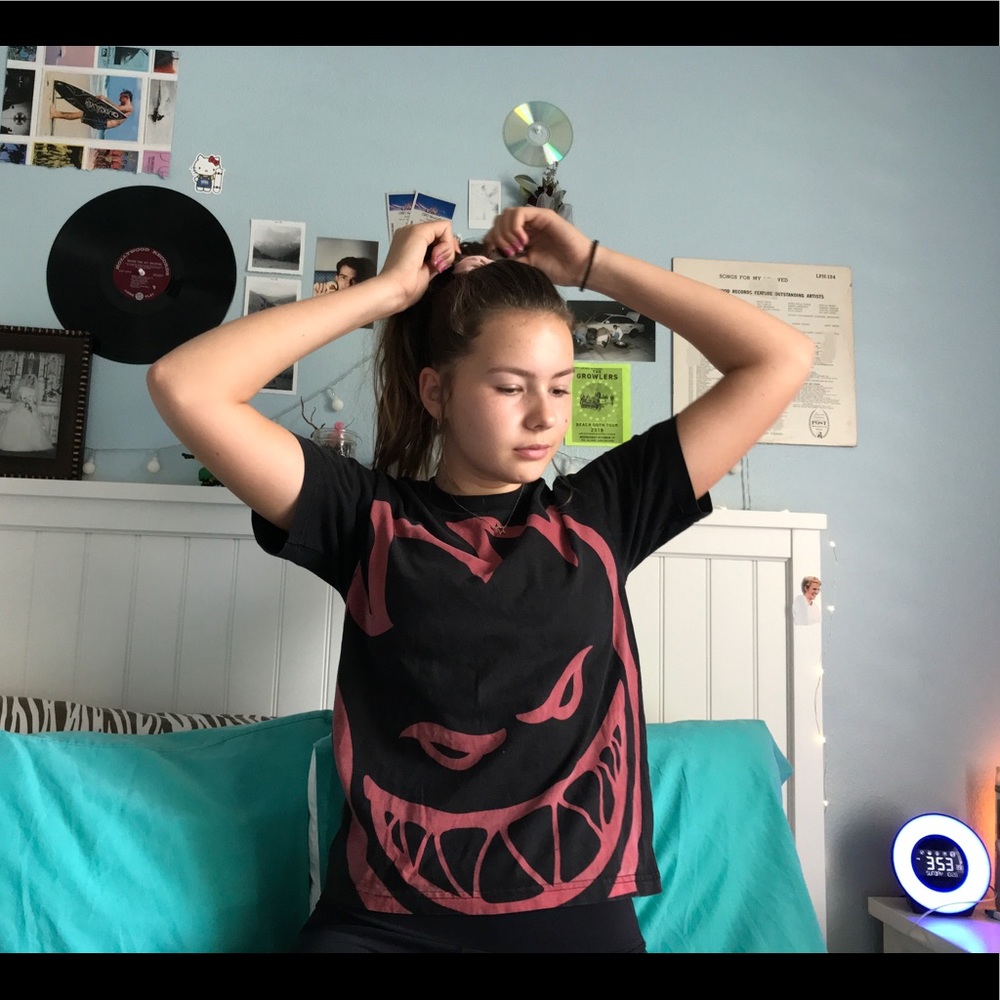 AUTHENTIC  spitfire t-shirt !!